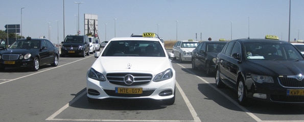 Taxi Flughafen Larnaca